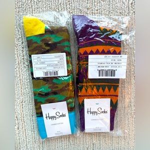 Happy Socks! 😀 🧦 XL fits men’s shoe size 10-13. Two for One!